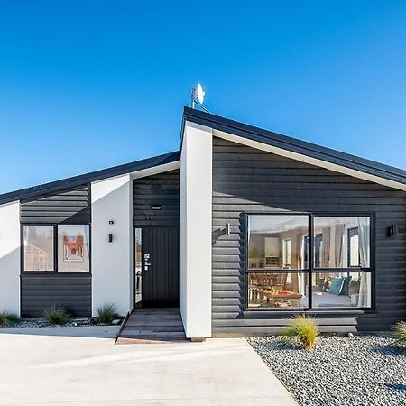 Alpine Star Villa Lake Tekapo Bagian luar foto